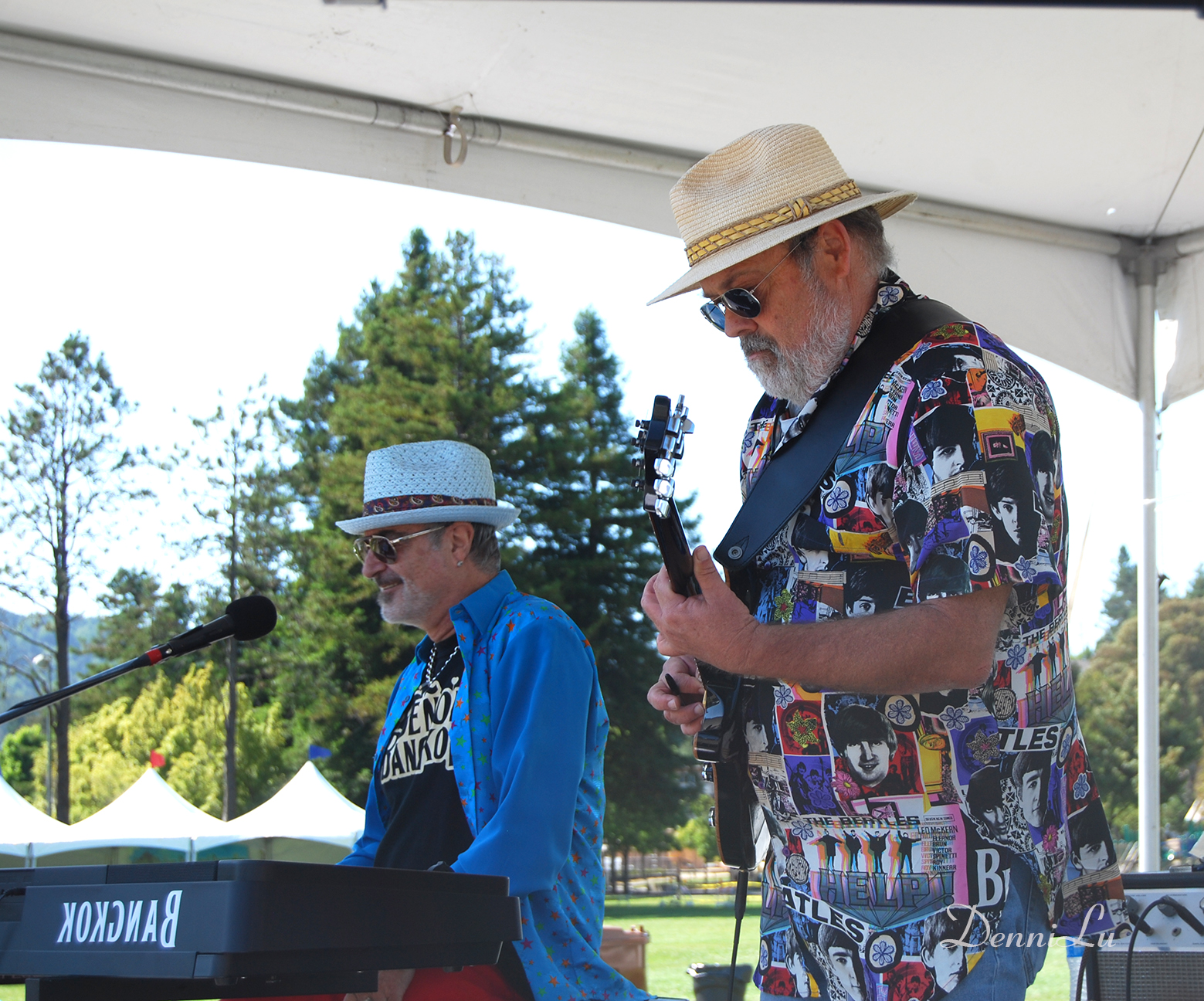 Senor Bangkok, Peter Harris, George Michalski