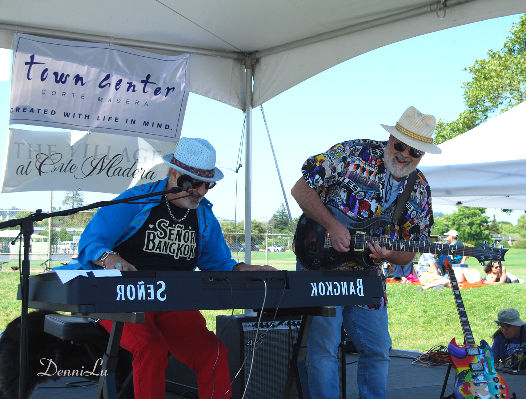 Senor Bangkok, Peter Harris, George Michalski